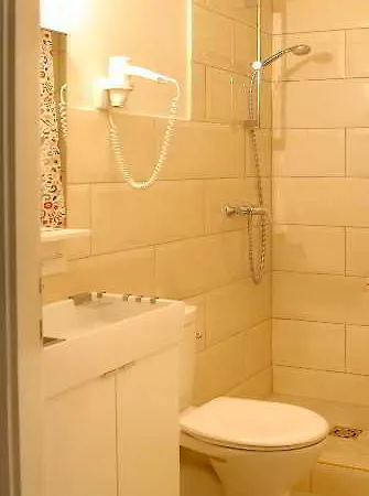 Anoli Budapest